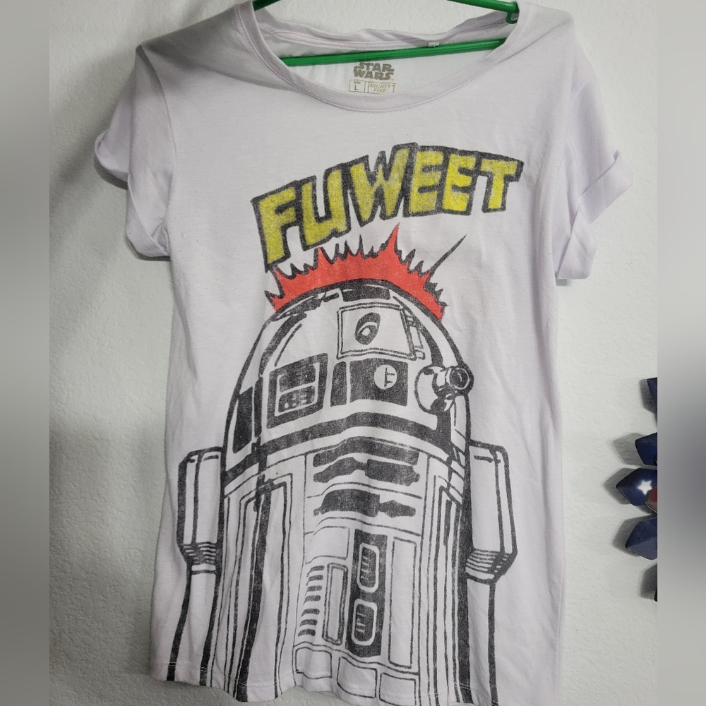 FUWEET Star Wars R2D2 Graphic Boyfriend Cuffed Sleeve Tee, Juniors Large